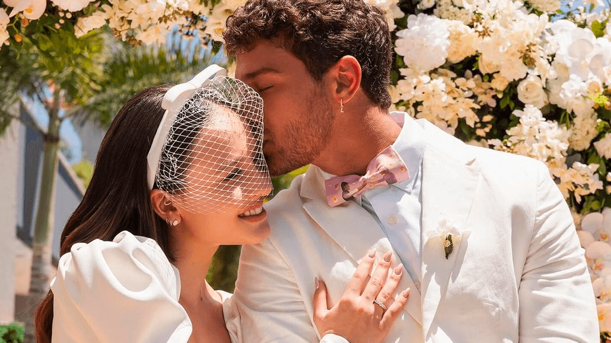 Larissa Manoela e André Luiz Frambach se casam em cerimônia secreta