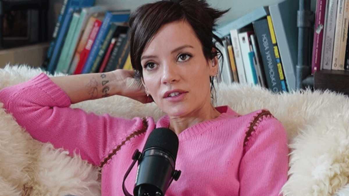Lily Allen critica cover de “Jolene” e define mudança de Beyoncé para o Country como “bem calculada”