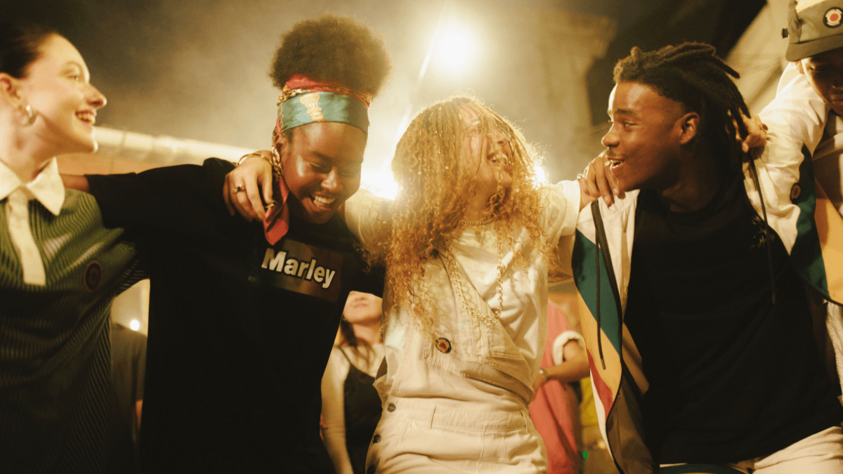 Redley celebra o reggae com o Groove Sunset Mistério Sons no Rio