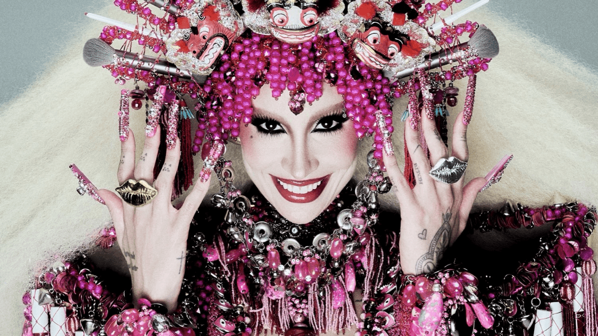 Bianca Andrade resgata o espírito de Elke Maravilha no Baile da Sephora 2025