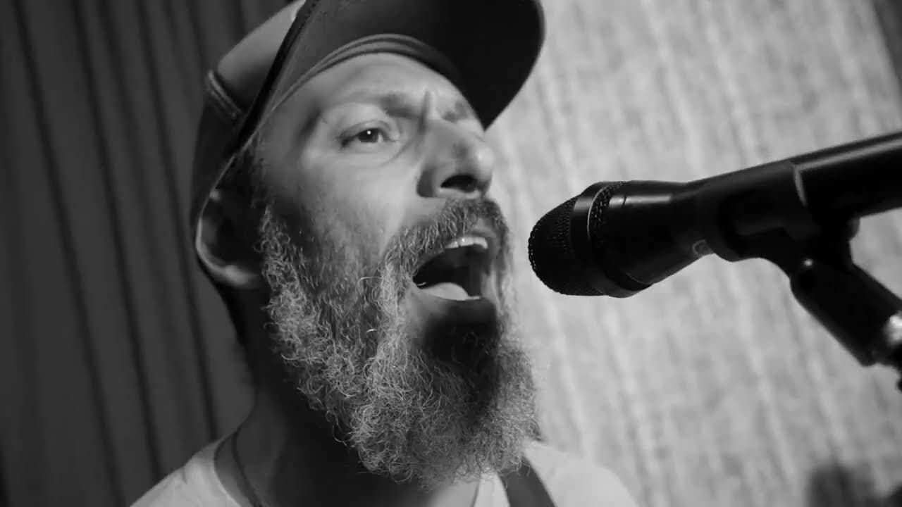 Skutaê - Sociedade Corrompida (Clipe Oficial)