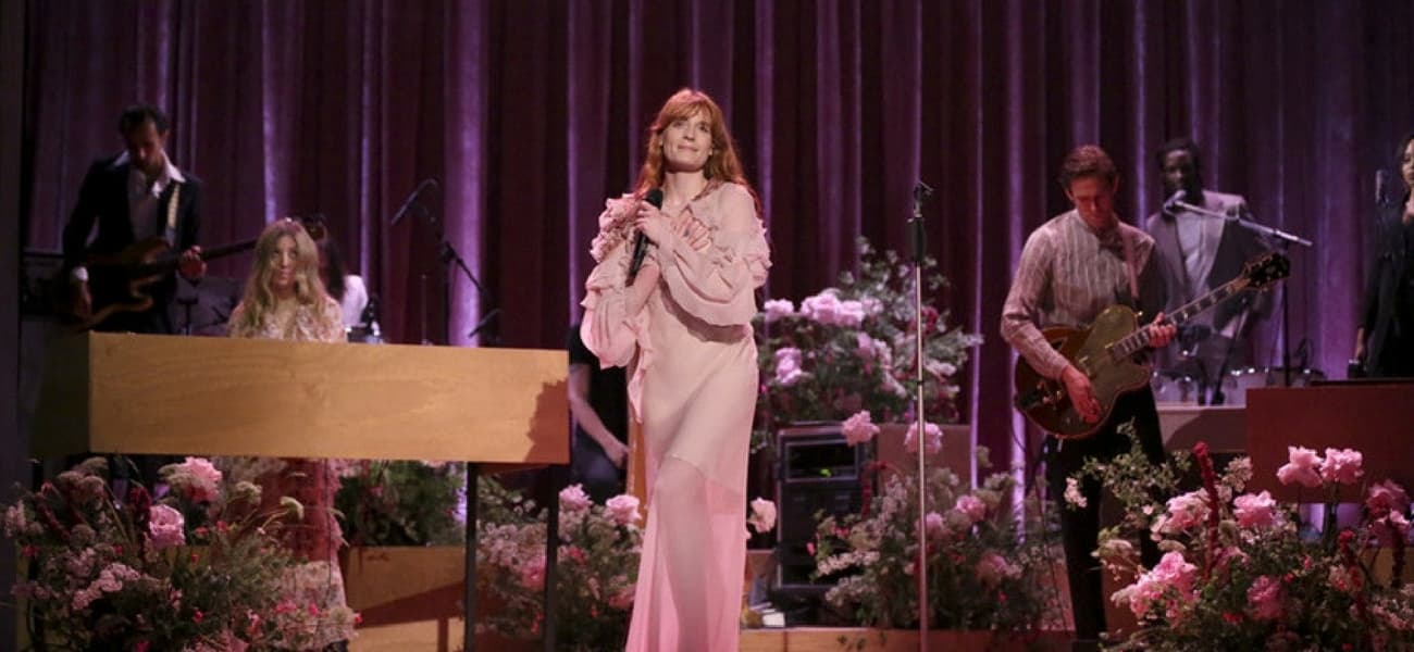 Florence + The Machine apresenta novo single no programa do Jimmy Fallon