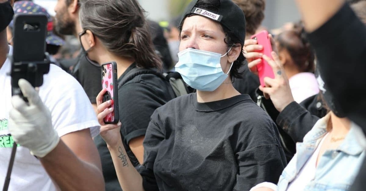 #BlackLivesMatter | Artistas apoiam movimentos antirracistas nos Estados Unidos