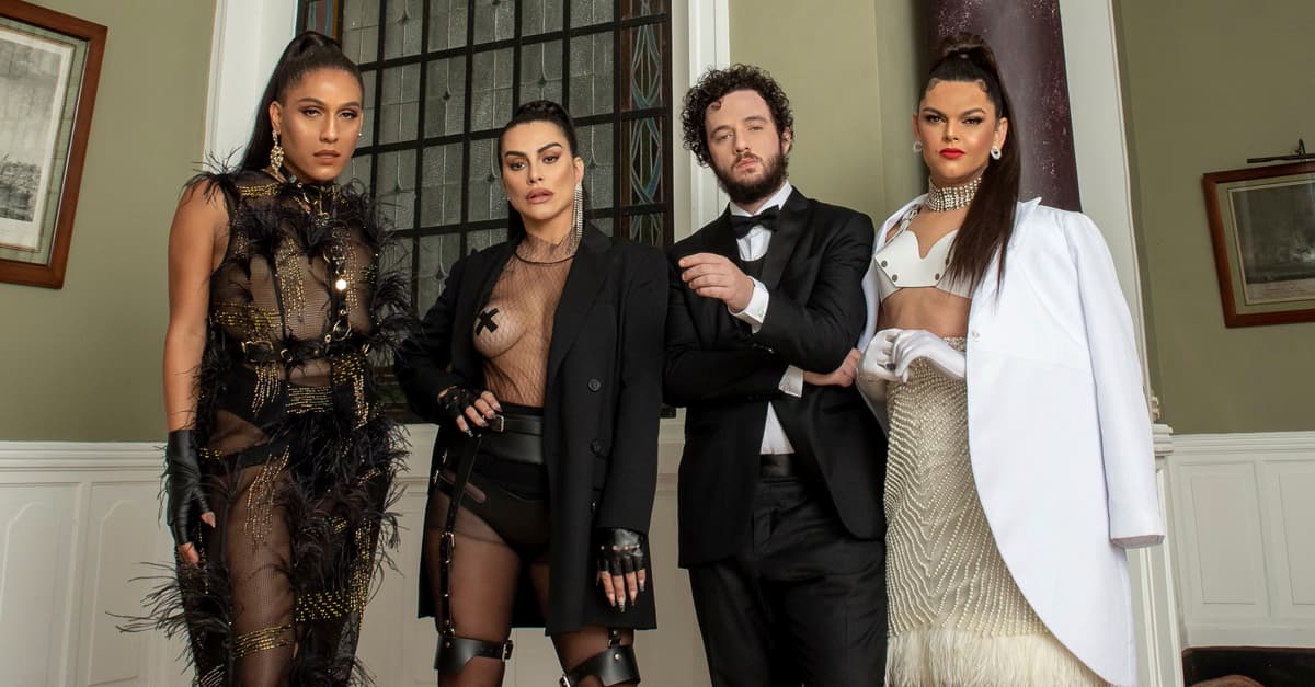 As Baías e Cleo esbanjam sensualidade no clipe de “Você é do Mal”; assista!