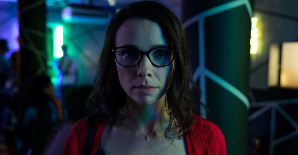 “Depois a Louca Sou Eu” é um filme importante e discute saúde mental de uma forma leve e divertida | Crítica