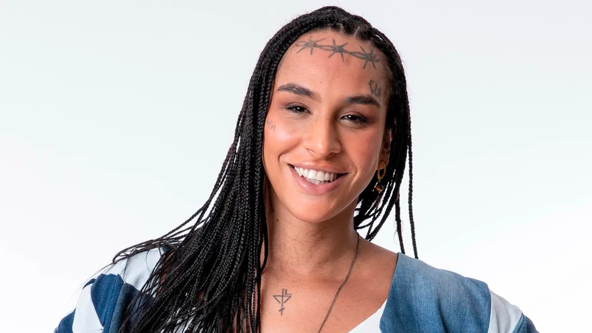 BBB22: Tadeu Schmidt pede para que Linn explique os pronomes ao vivo: “Ela”