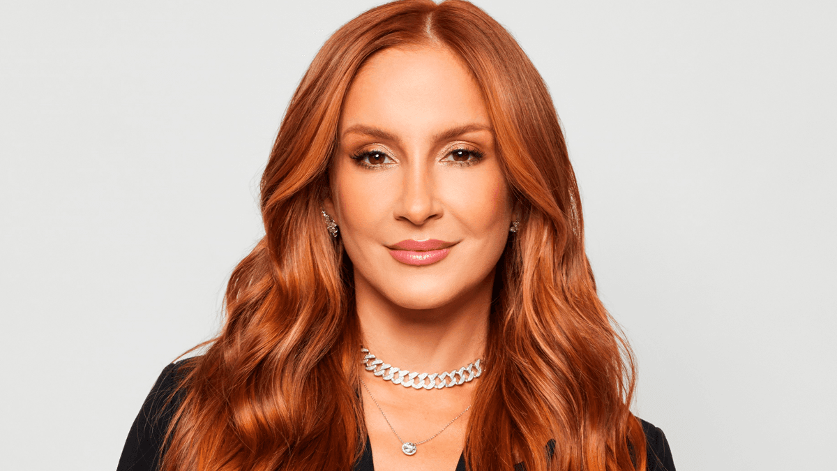 Claudia Leitte tem show interrompido em São João de Caruaru: “Arrasada”