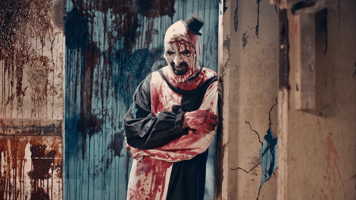 “Terrifier 2” ganha data de estreia nos cinemas brasileiros e trailer legendado