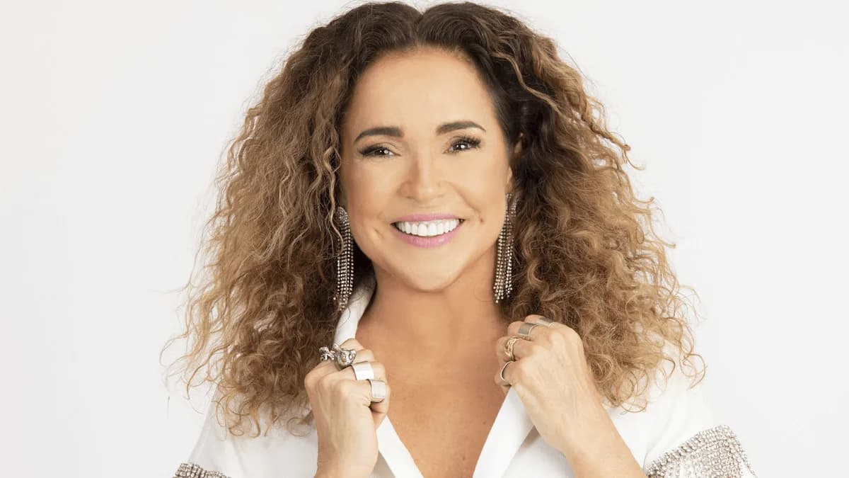 TIM Music Rio leva shows de Caetano Veloso, Daniela Mercury, Liniker e outros grandes nomes para a Praia de Copacabana