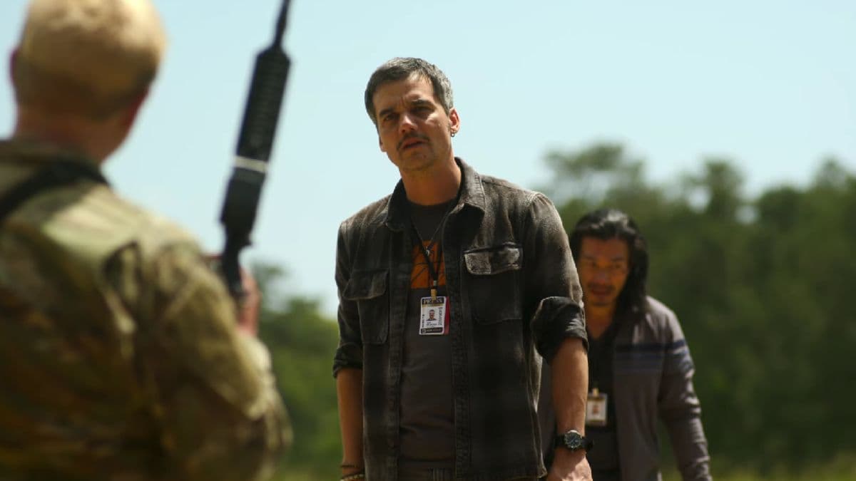 Wagner Moura enfrenta exército norte-americano em trailer inédito de “Guerra Civil”