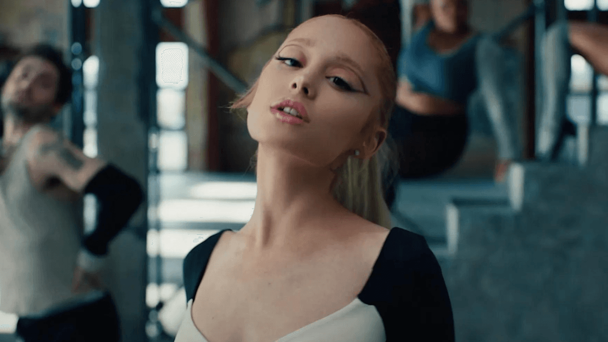 “American Horror Story”: 13ª temporada terá Ariana Grande e retorno de Jessica Lange