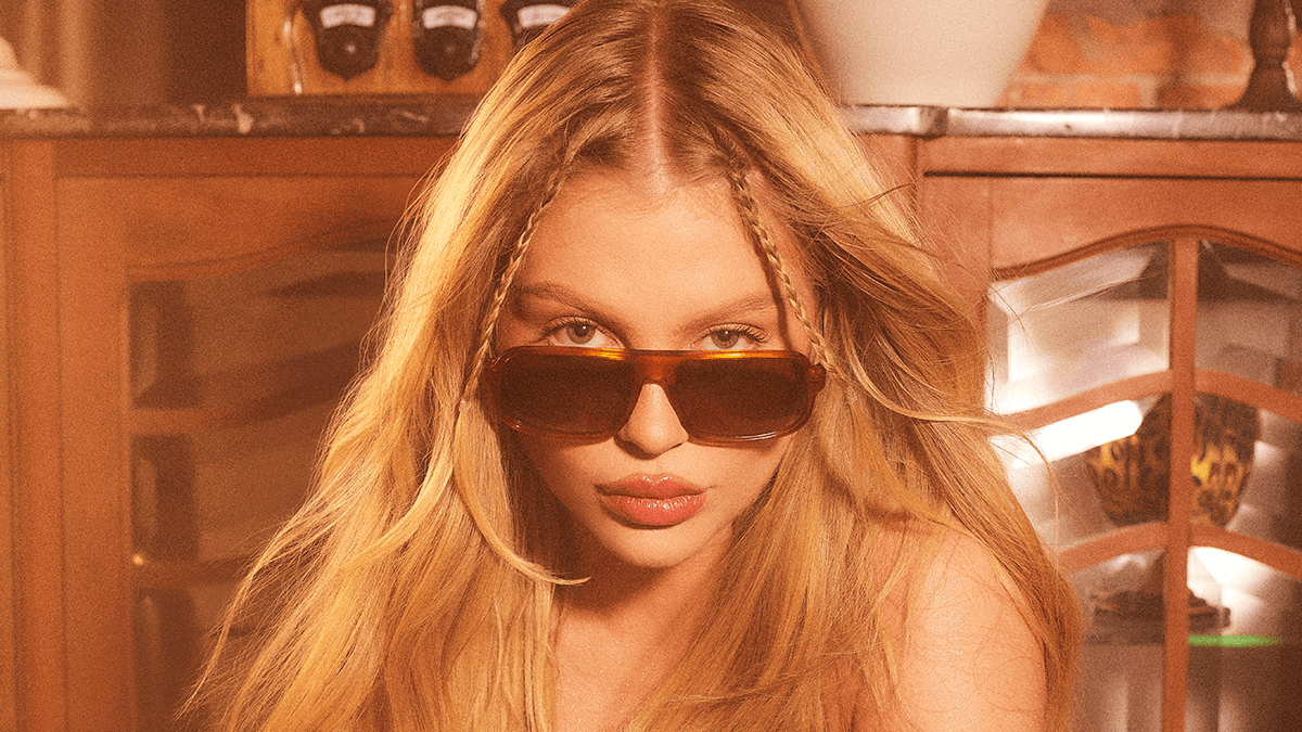 Luísa Sonza e Leo Santana estrelam coleção de verão da Chilli Beans