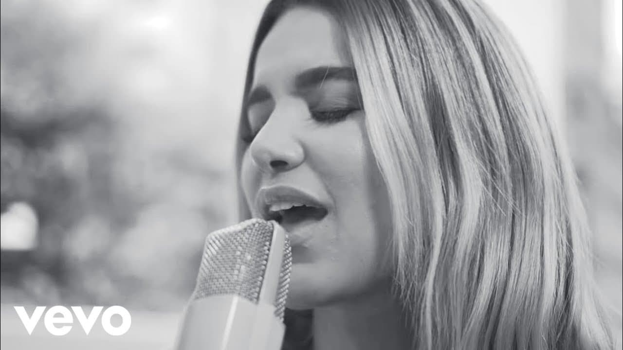 Manu Gavassi, Ana Caetano - Fora De Foco (Ao Vivo)