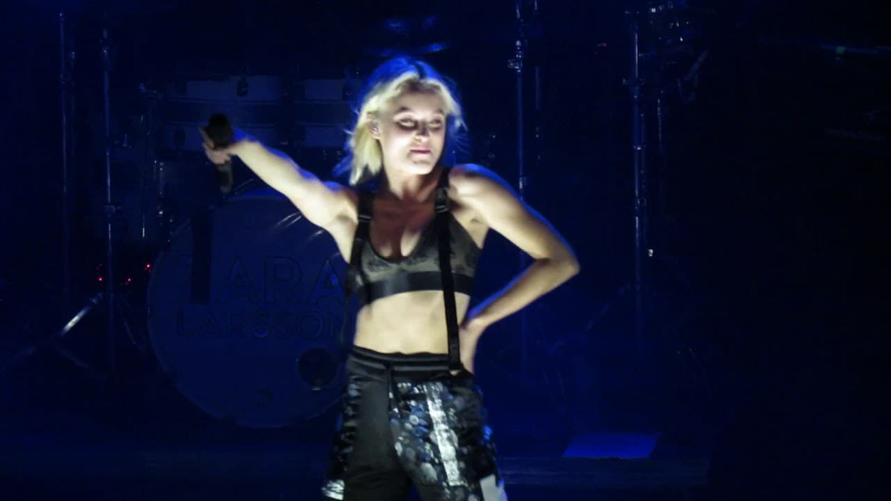 Zara Larsson - Never Forget You (Live @ Circo Voador - Rio de Janeiro)