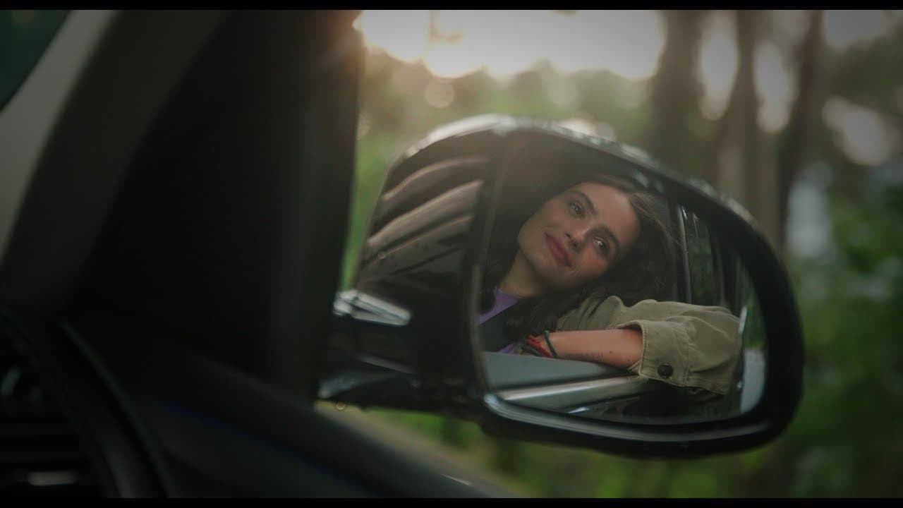 Bia Gullo - Se A Bad Bater :(: (Clipe Oficial)