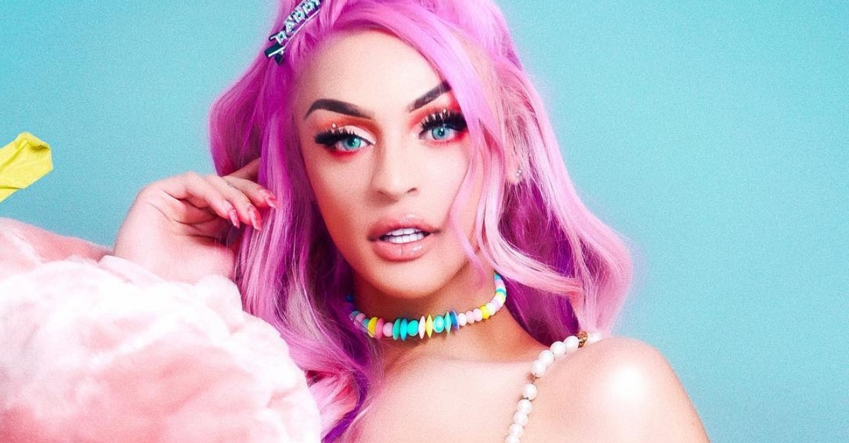 No México, Pabllo Vittar estreia primeira turnê internacional