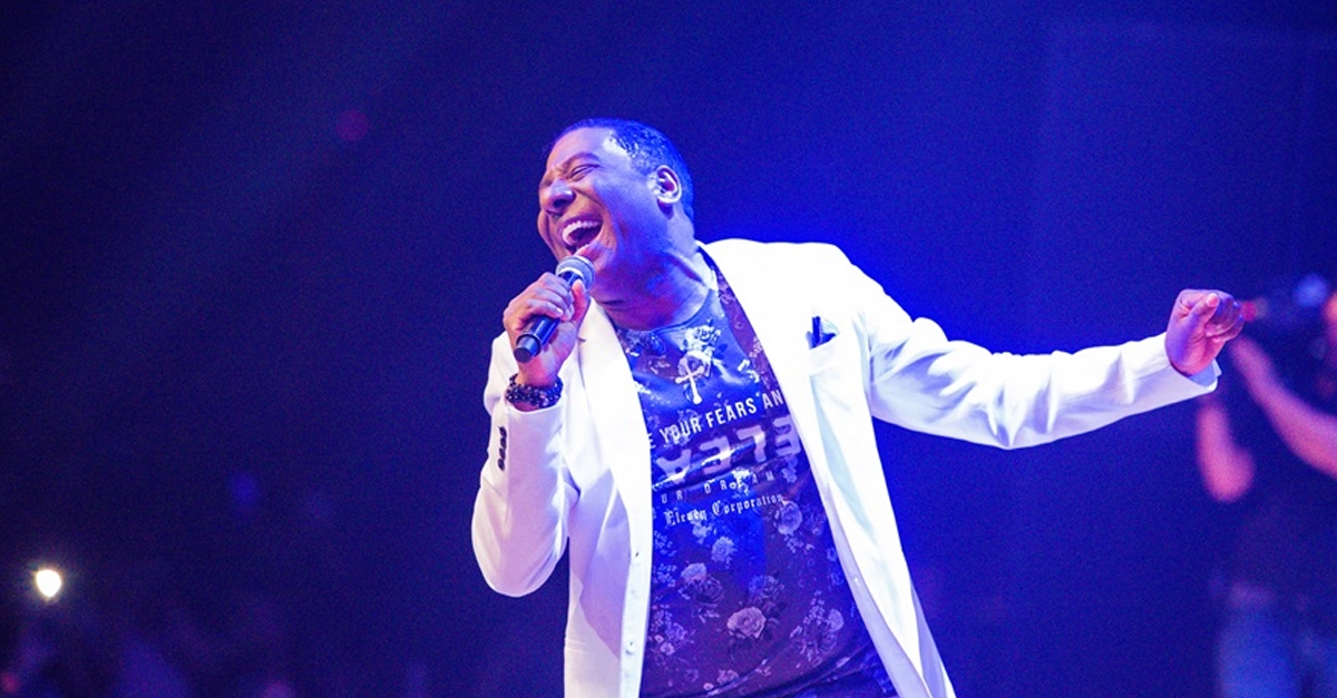 Netinho volta aos palcos em carreira solo e emplaca música em “A Dona do Pedaço”