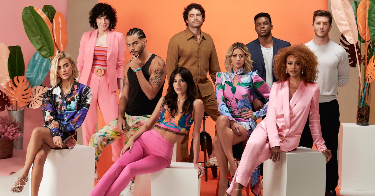 “Maldivas”: Bruna Marquezine e Manu Gavassi se divertem no set de série; assista!