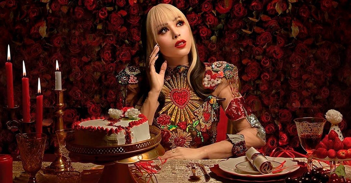 Danna Paola apresenta live global neste fim de semana; saiba mais!