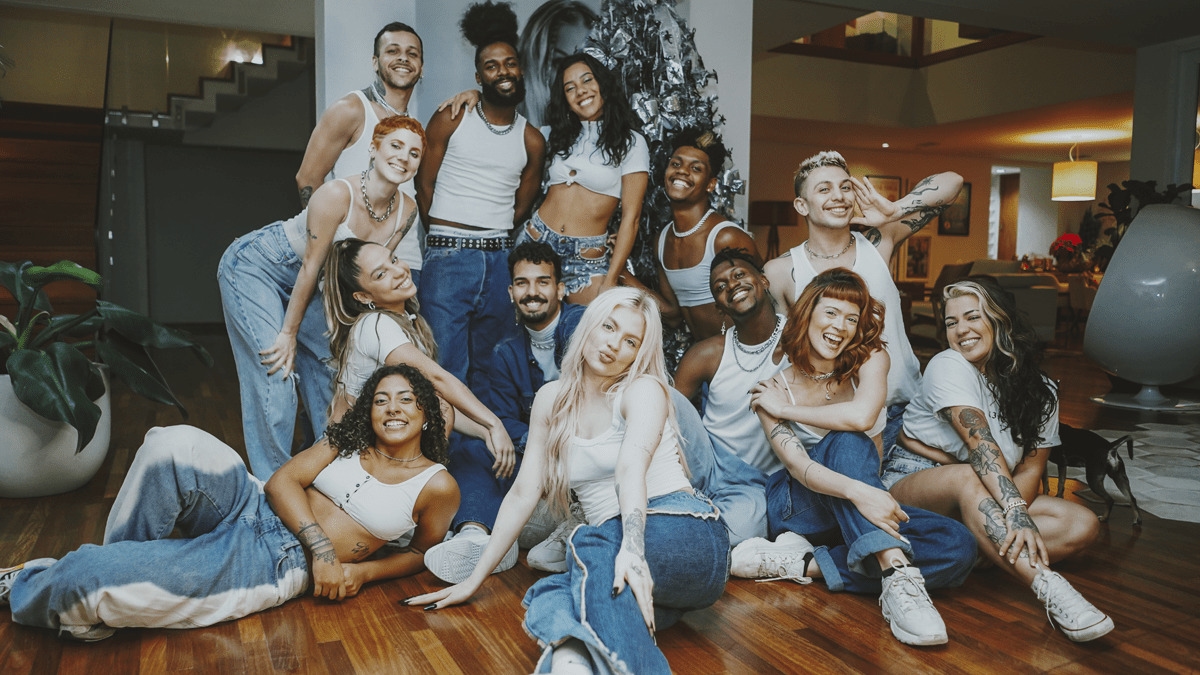 Luísa Sonza revela vídeo de coreografia de “MAMACITA (hasta la vista)”