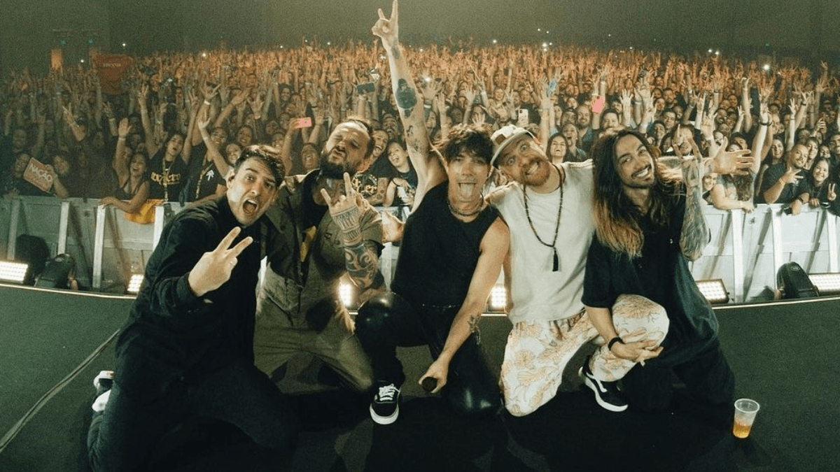 NX Zero disponibiliza “Tour Cedo Ou Tarde Ao Vivo” na íntegra