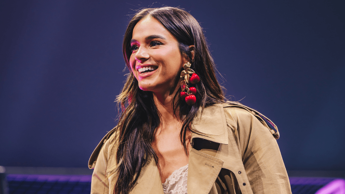 Bruna Marquezine e Lázaro Ramos serão apresentadores do Golden Globes Tribute Awards Brasil no Rio