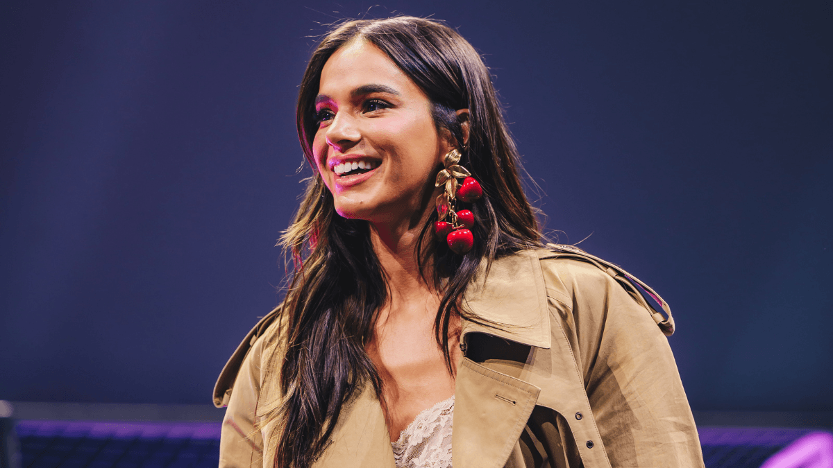 Bruna Marquezine e Lázaro Ramos serão apresentadores do Golden Globes Tribute Awards Brasil no Rio